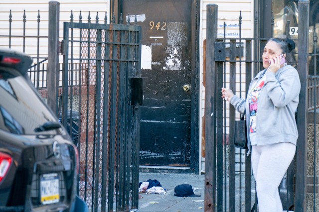 Bronx man shot and killed steps from his home, killer on the lam